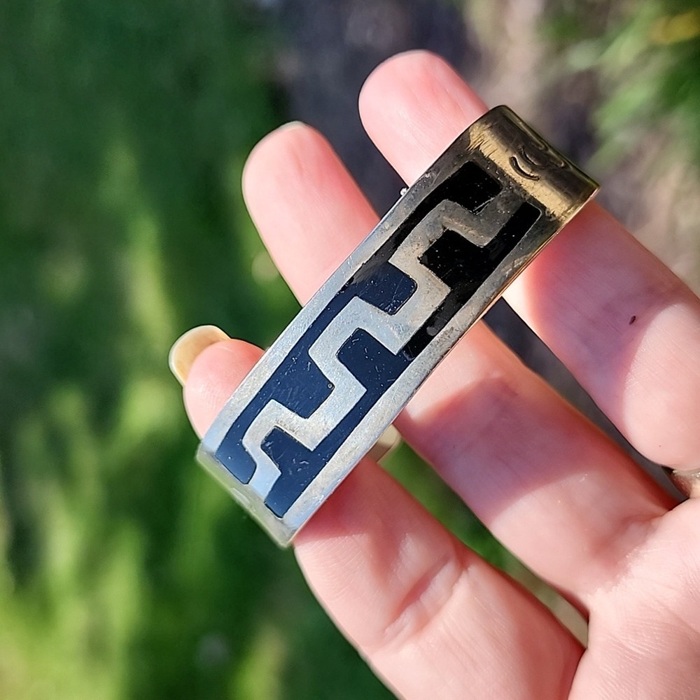 Vintage old sterling silver Native American Mexican? cuff bracelet ename… - Picture 8 of 8